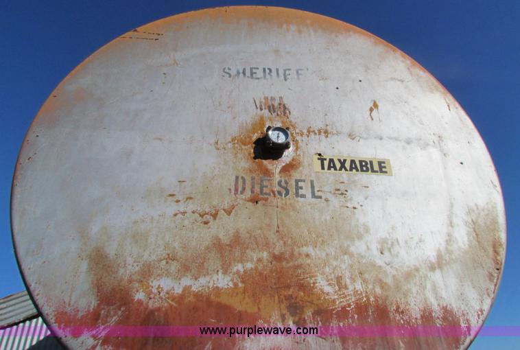 image for item G4311 300 gallon fuel tank