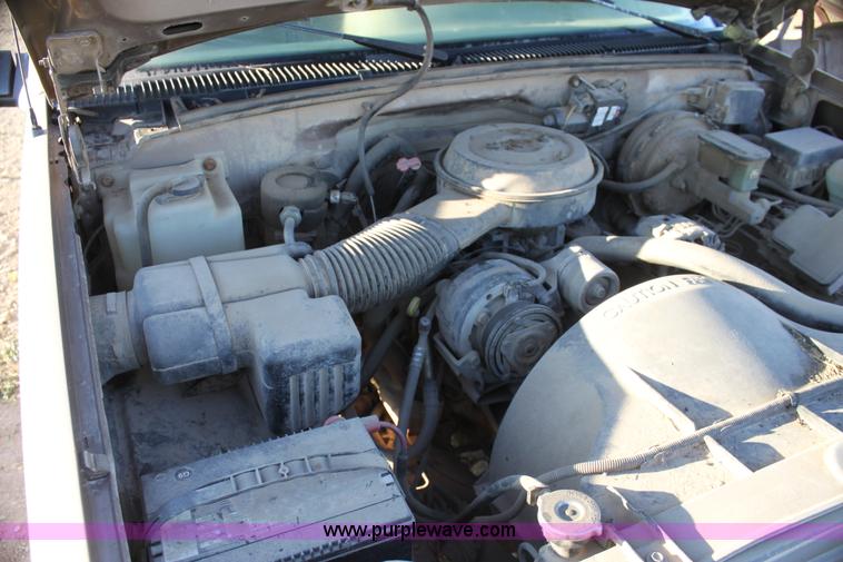 image for item G4314 1995 Chevrolet 1500 pickup truck