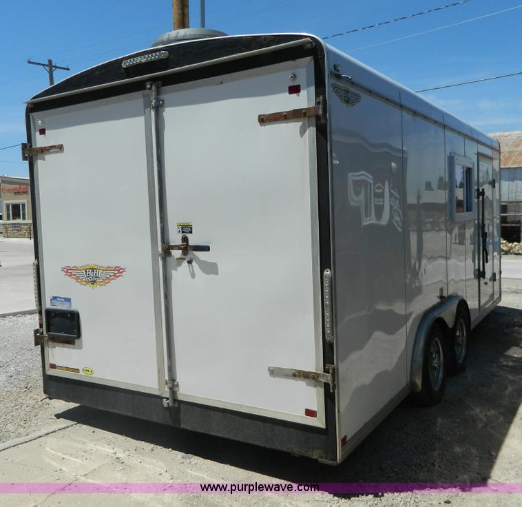 image for item G7908 2005 H&H 20' enclosed trailer