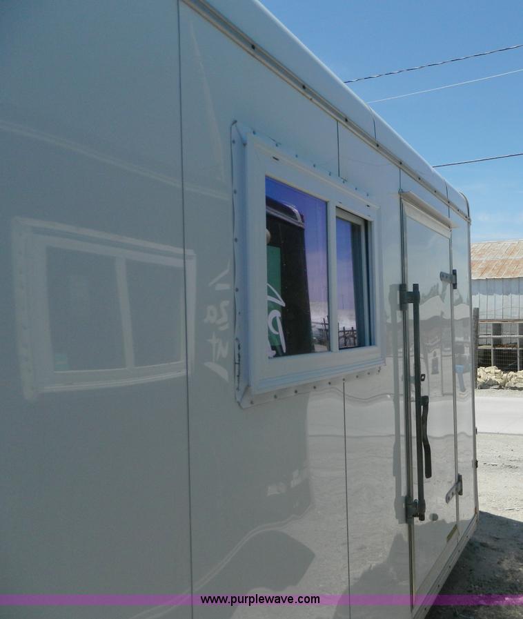 image for item G7908 2005 H&H 20' enclosed trailer