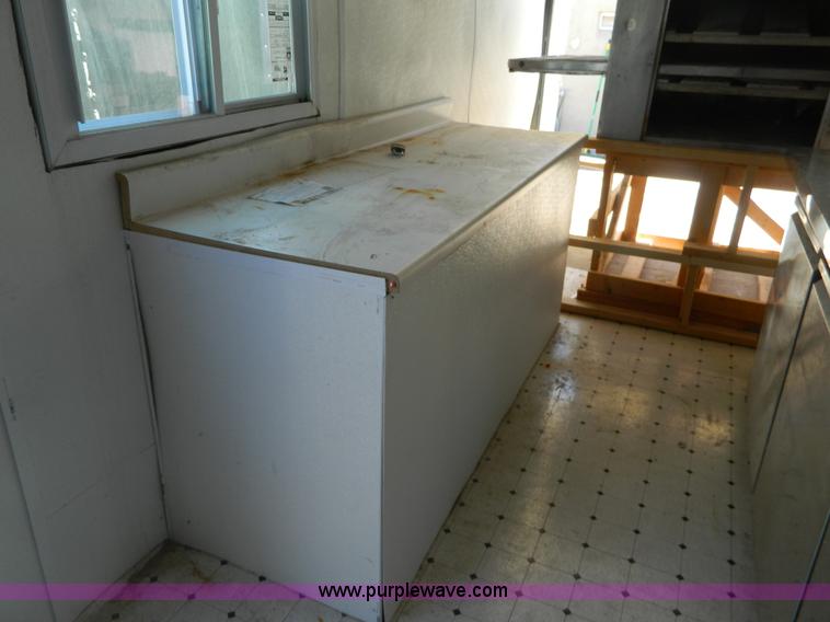 image for item G7908 2005 H&H 20' enclosed trailer