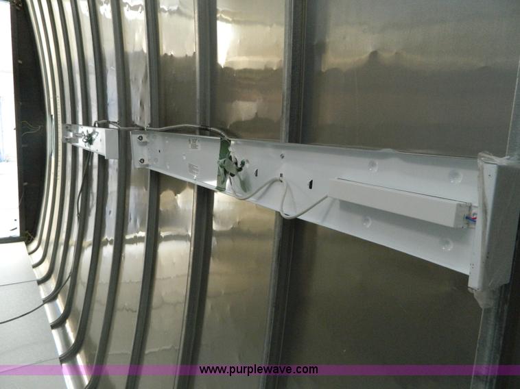 image for item G7908 2005 H&H 20' enclosed trailer