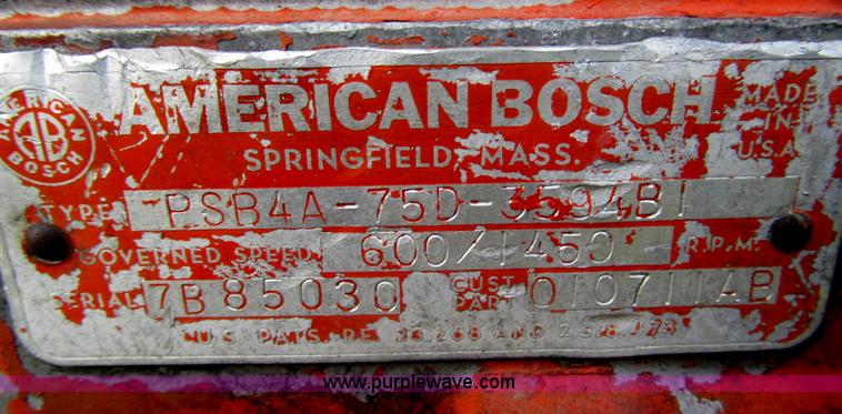 image for item G9405 Case 401 tractor