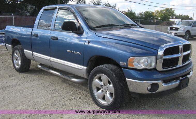image for item H4485 2003 Dodge Ram 1500 Laramie Quad Cab pickup truck