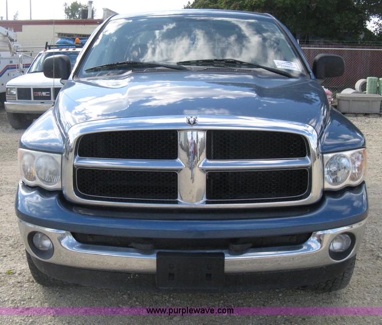 image for item H4485 2003 Dodge Ram 1500 Laramie Quad Cab pickup truck