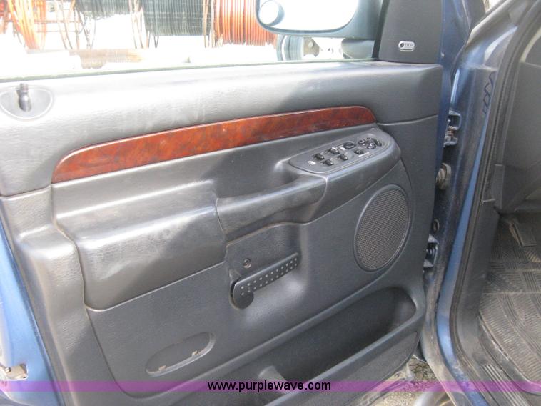 image for item H4485 2003 Dodge Ram 1500 Laramie Quad Cab pickup truck