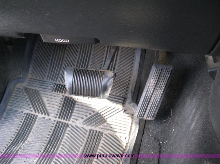 image for item H4485 2003 Dodge Ram 1500 Laramie Quad Cab pickup truck