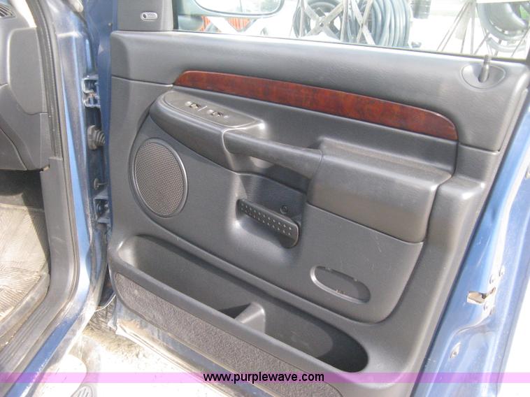 image for item H4485 2003 Dodge Ram 1500 Laramie Quad Cab pickup truck