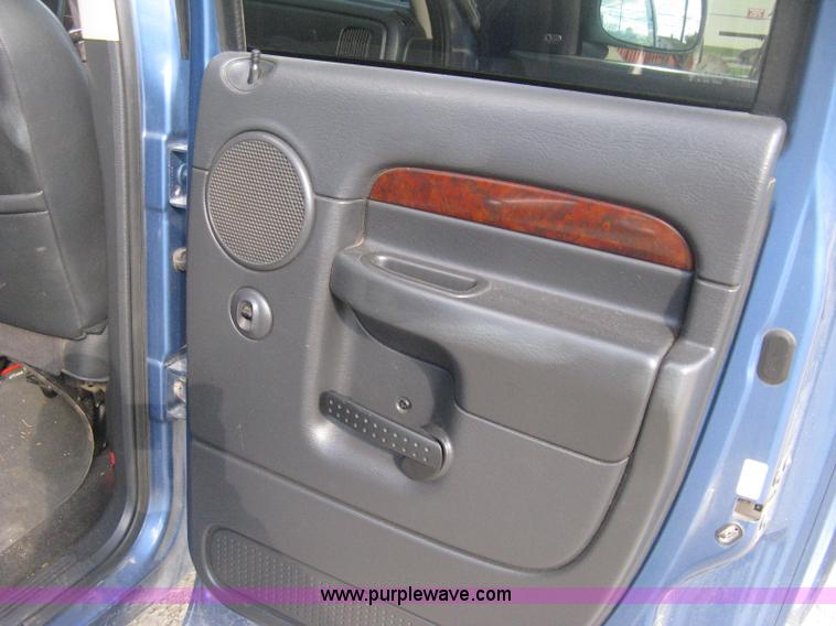 image for item H4485 2003 Dodge Ram 1500 Laramie Quad Cab pickup truck