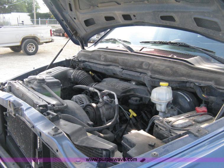 image for item H4485 2003 Dodge Ram 1500 Laramie Quad Cab pickup truck