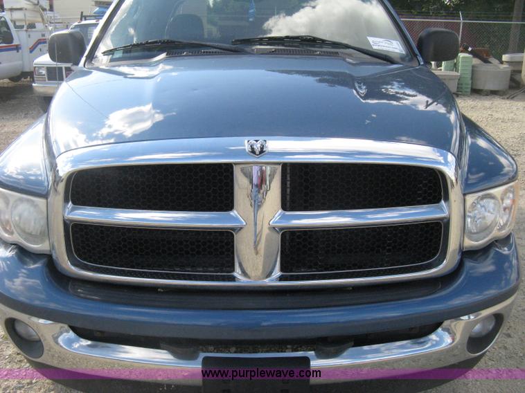 image for item H4485 2003 Dodge Ram 1500 Laramie Quad Cab pickup truck