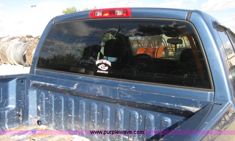 image for item H4485 2003 Dodge Ram 1500 Laramie Quad Cab pickup truck