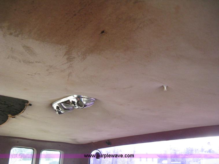 image for item H4486 1984 Ford F150 SuperCab pickup truck