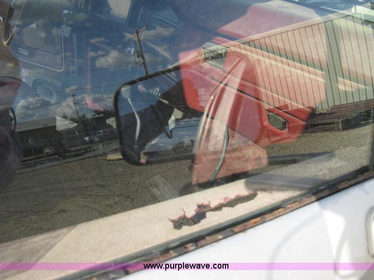 image for item H4486 1984 Ford F150 SuperCab pickup truck