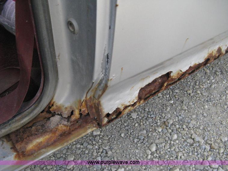 image for item H4486 1984 Ford F150 SuperCab pickup truck