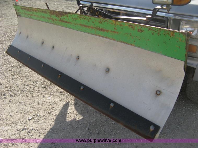 image for item H4486 1984 Ford F150 SuperCab pickup truck