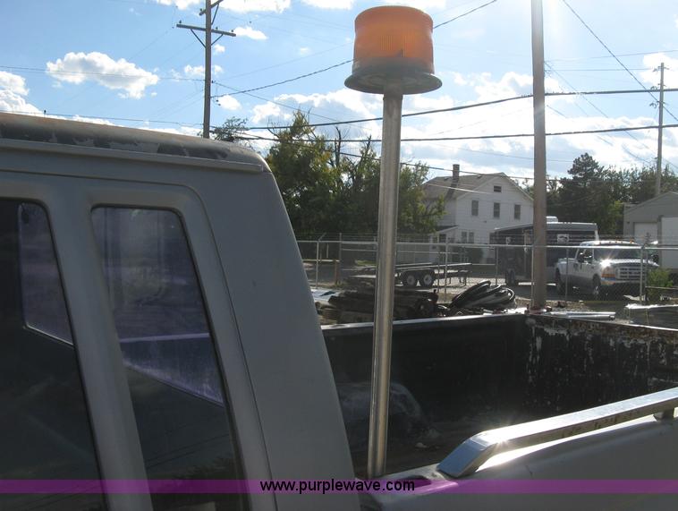 image for item H4486 1984 Ford F150 SuperCab pickup truck