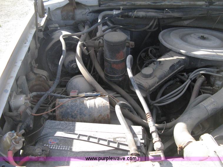 image for item H4486 1984 Ford F150 SuperCab pickup truck