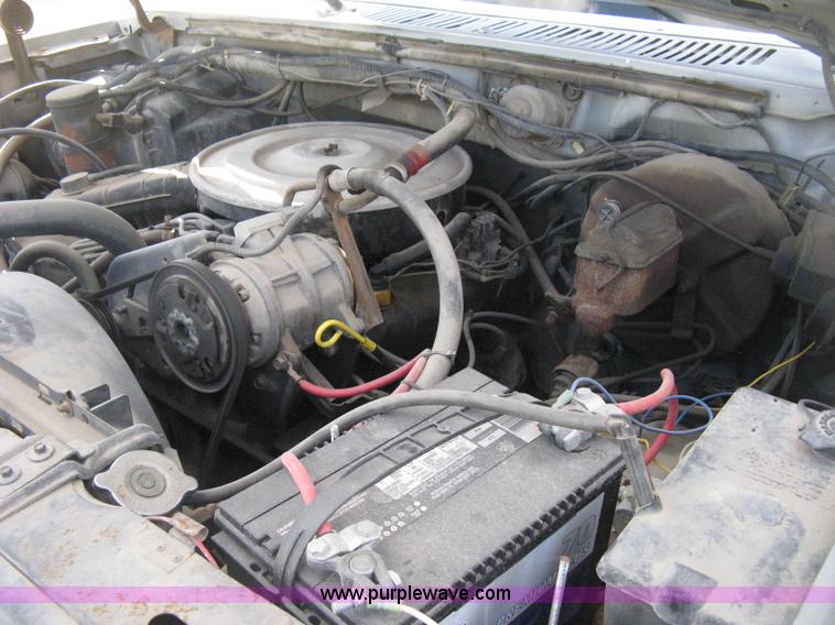 image for item H4486 1984 Ford F150 SuperCab pickup truck