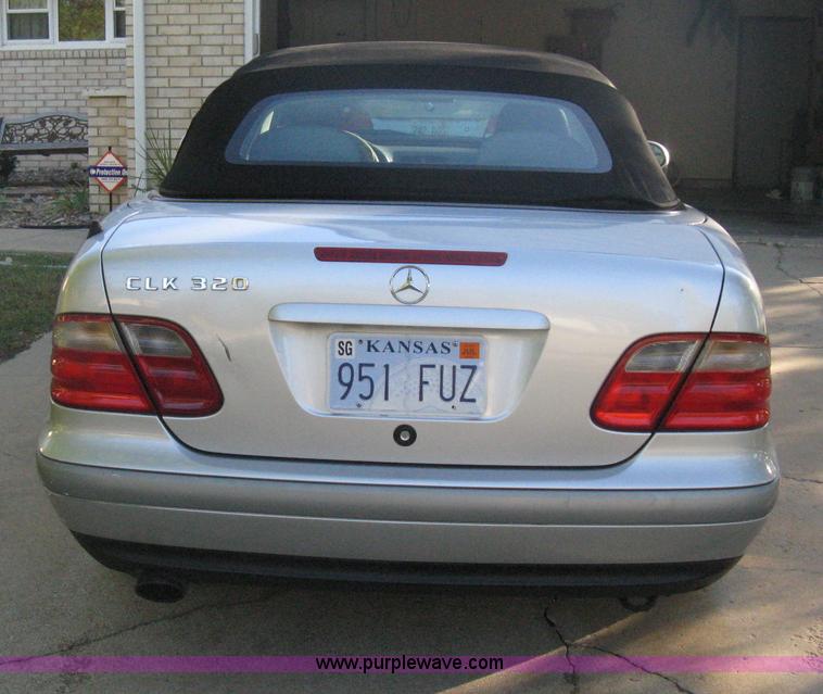 image for item H6265 1999 Mercedes Benz CLK320 Cabriolet convertible