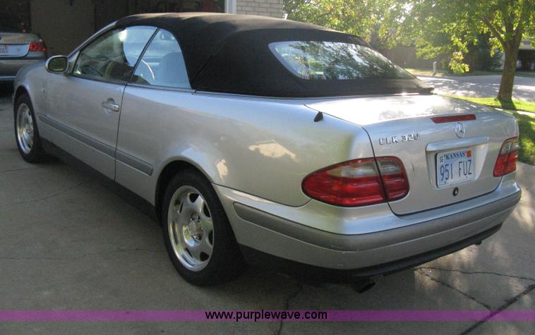 image for item H6265 1999 Mercedes Benz CLK320 Cabriolet convertible