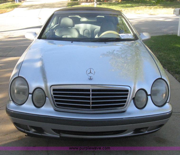 image for item H6265 1999 Mercedes Benz CLK320 Cabriolet convertible