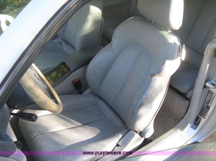 image for item H6265 1999 Mercedes Benz CLK320 Cabriolet convertible