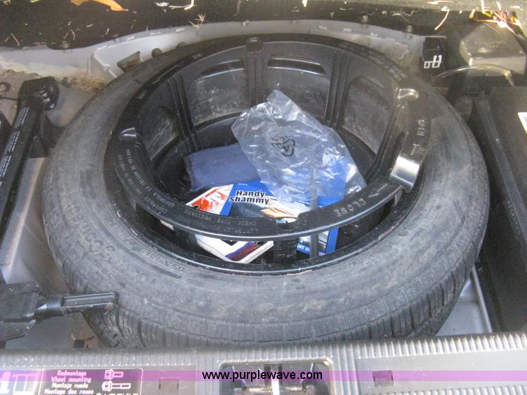 image for item H6265 1999 Mercedes Benz CLK320 Cabriolet convertible