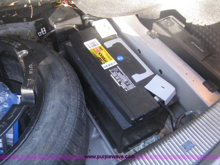 image for item H6265 1999 Mercedes Benz CLK320 Cabriolet convertible