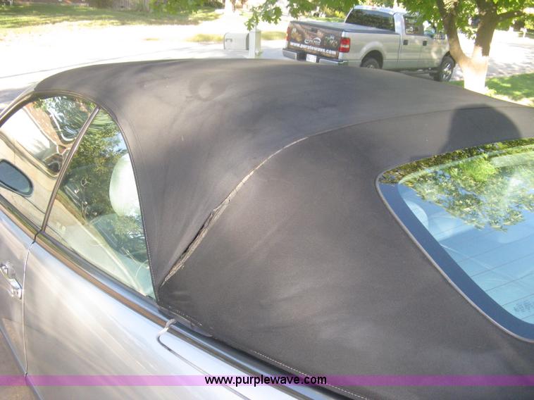 image for item H6265 1999 Mercedes Benz CLK320 Cabriolet convertible