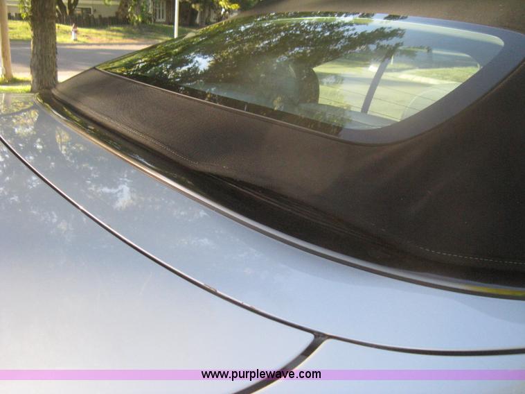 image for item H6265 1999 Mercedes Benz CLK320 Cabriolet convertible