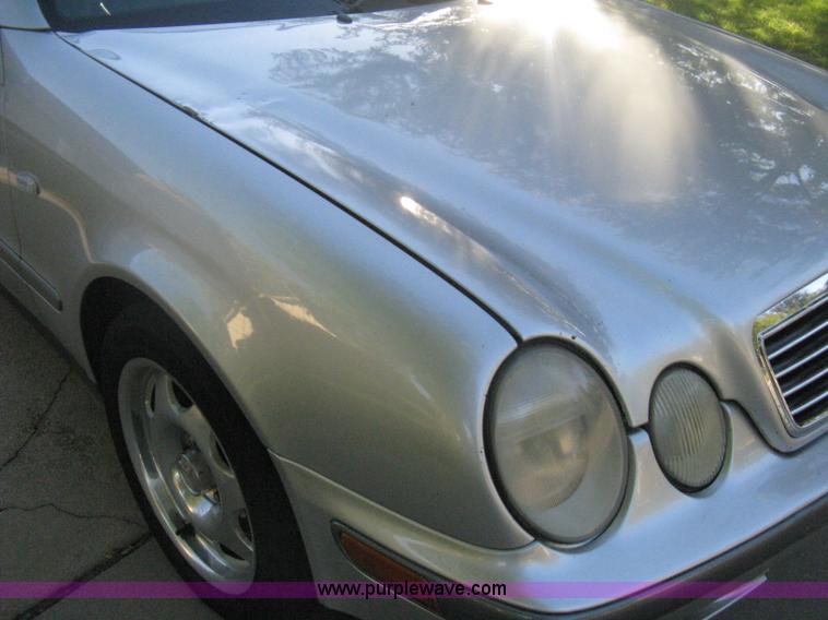 image for item H6265 1999 Mercedes Benz CLK320 Cabriolet convertible