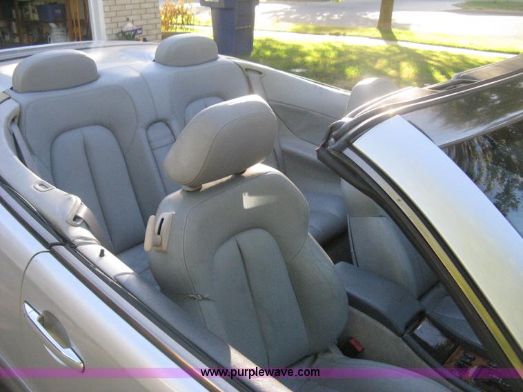 image for item H6265 1999 Mercedes Benz CLK320 Cabriolet convertible
