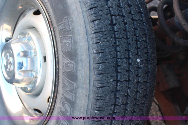 image for item H6881 2001 Dodge Ram 2500 pickup truck