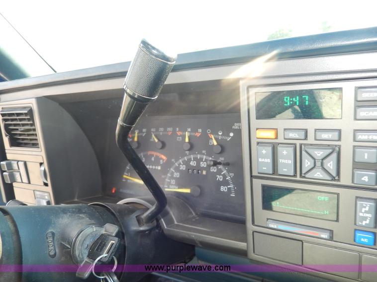 image for item H9601 1994 Chevrolet Silverado 1500 Ext. Cab pickup truck