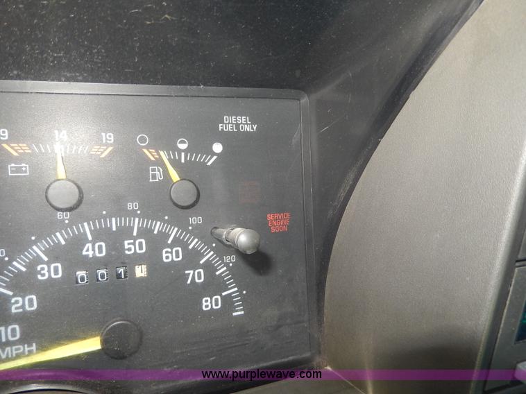 image for item H9601 1994 Chevrolet Silverado 1500 Ext. Cab pickup truck