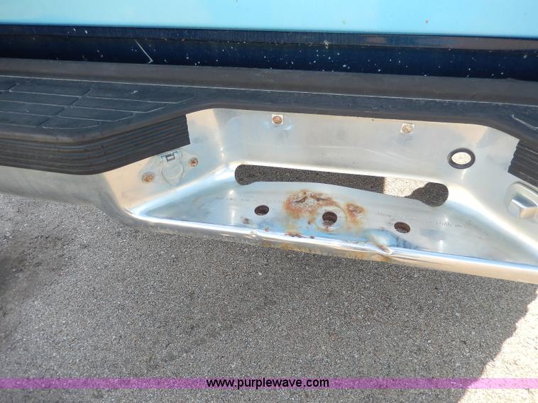 image for item H9601 1994 Chevrolet Silverado 1500 Ext. Cab pickup truck