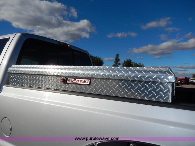 image for item H9634 2004 Ford F350 Super Duty Lariat FX4 Off-Road pickup truck