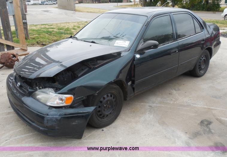 image for item I1264 1999 Toyota Corolla CE