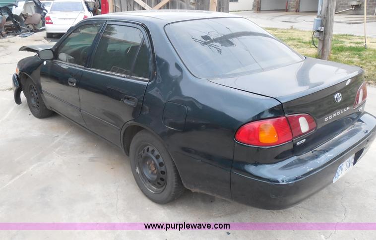 image for item I1264 1999 Toyota Corolla CE