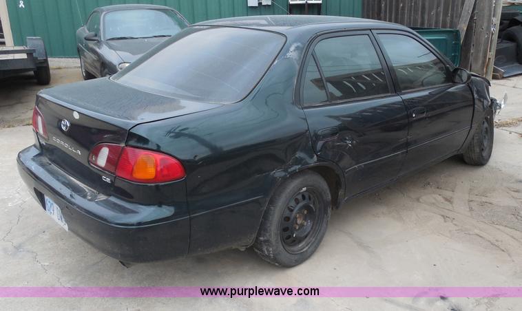 image for item I1264 1999 Toyota Corolla CE