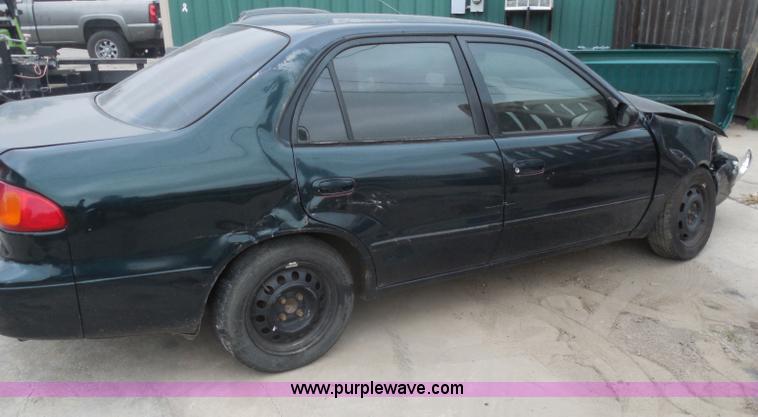 image for item I1264 1999 Toyota Corolla CE