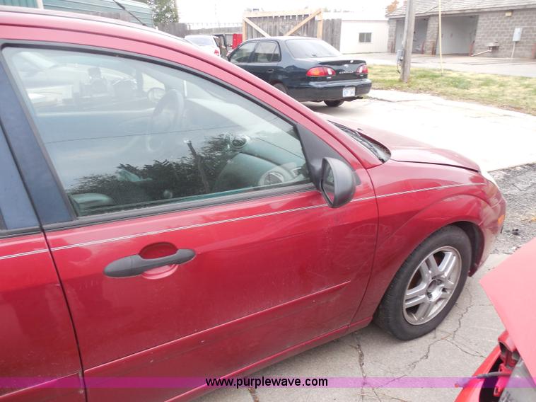 image for item I1265 2003 Ford Focus