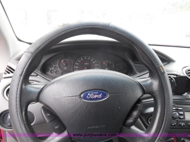image for item I1265 2003 Ford Focus