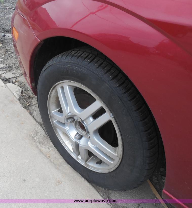 image for item I1265 2003 Ford Focus
