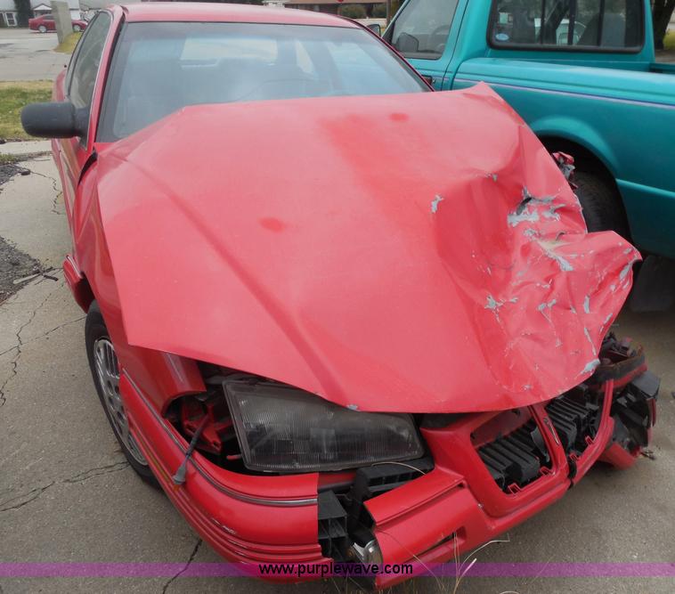 image for item I1266 1992 Pontiac Grand AM SE