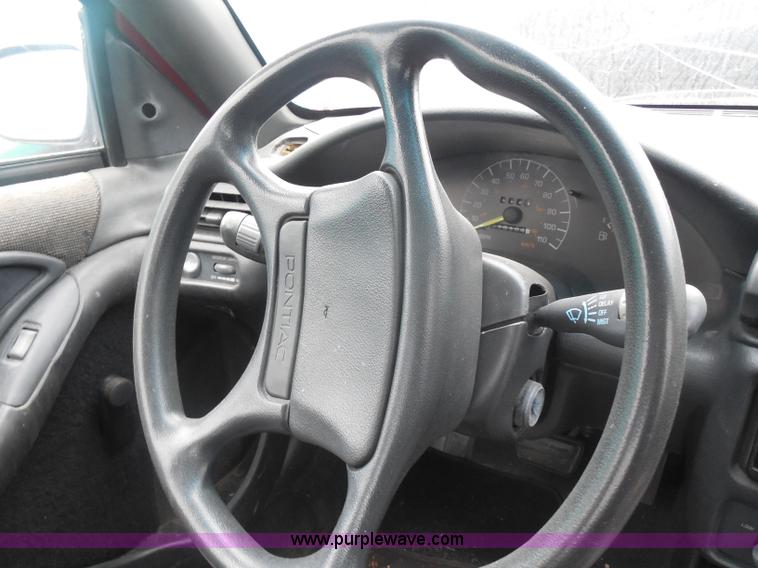 image for item I1266 1992 Pontiac Grand AM SE