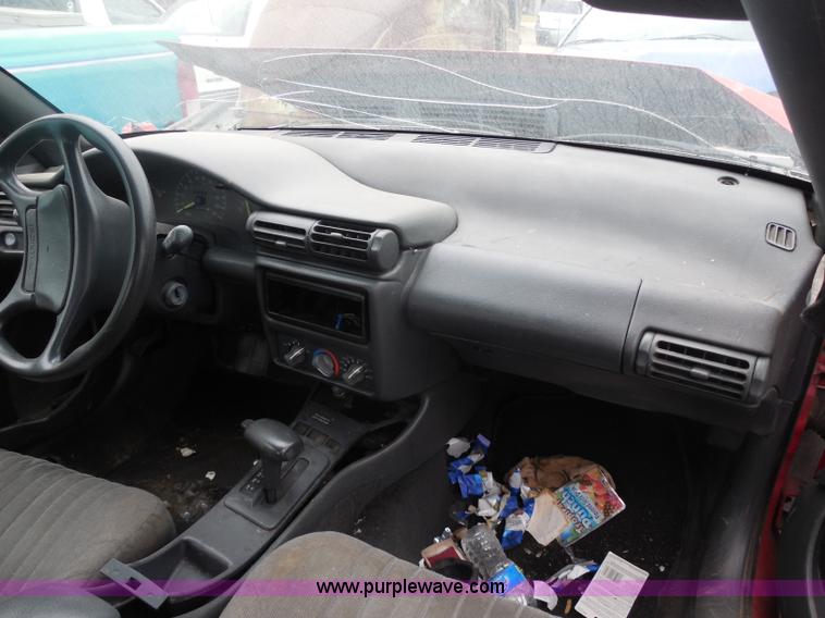 image for item I1266 1992 Pontiac Grand AM SE