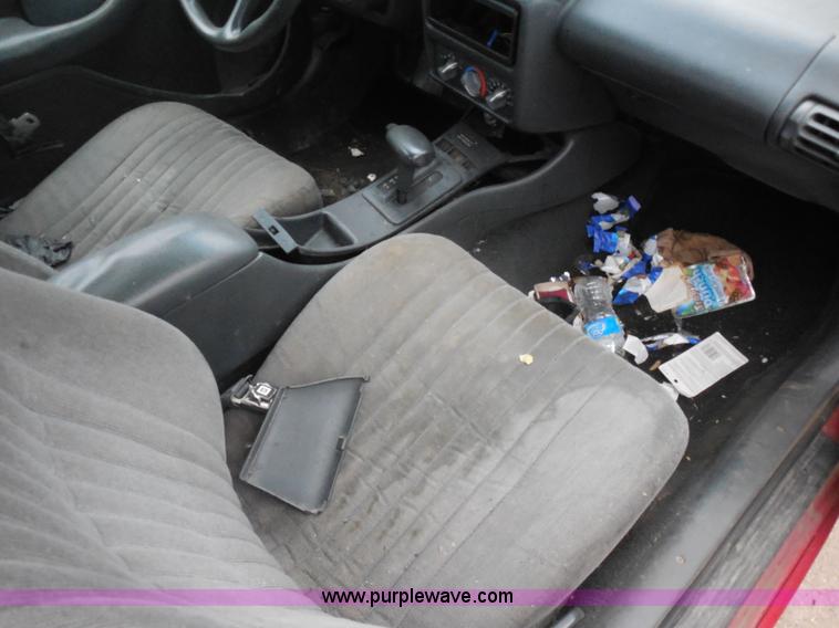 image for item I1266 1992 Pontiac Grand AM SE