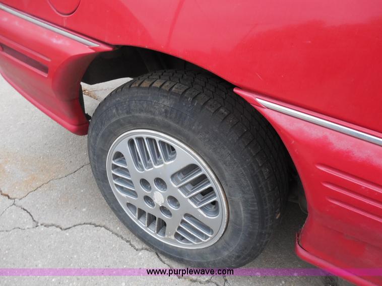 image for item I1266 1992 Pontiac Grand AM SE